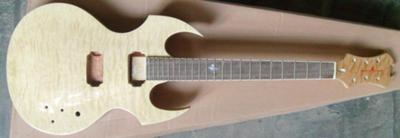 Fireplant Guitars: Natural Finish with Fireplant 